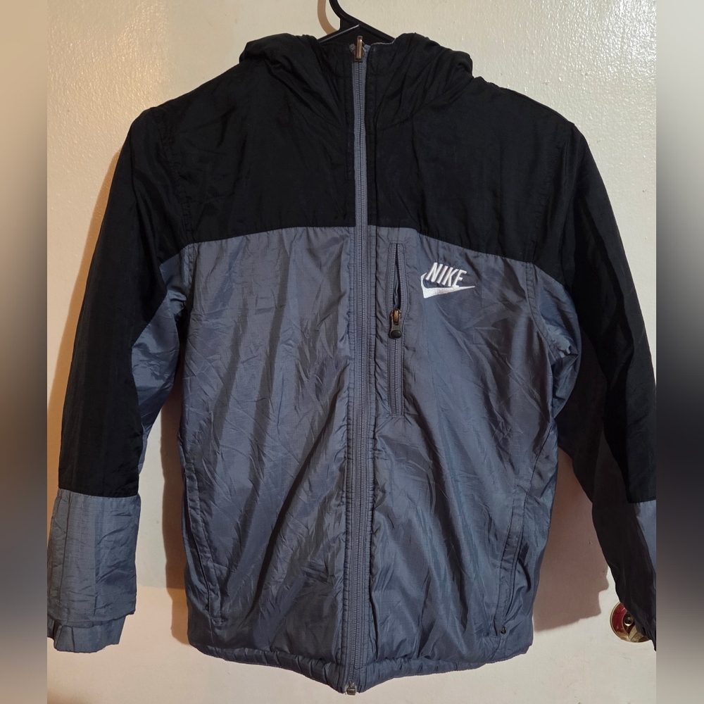Nike Vintage Reversible Quilted Puffer Jacket Boys Size Small (8) *see flaw*